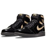 air-jordan-1-retro-high-black-metallic-gold-555088-032-575441-032